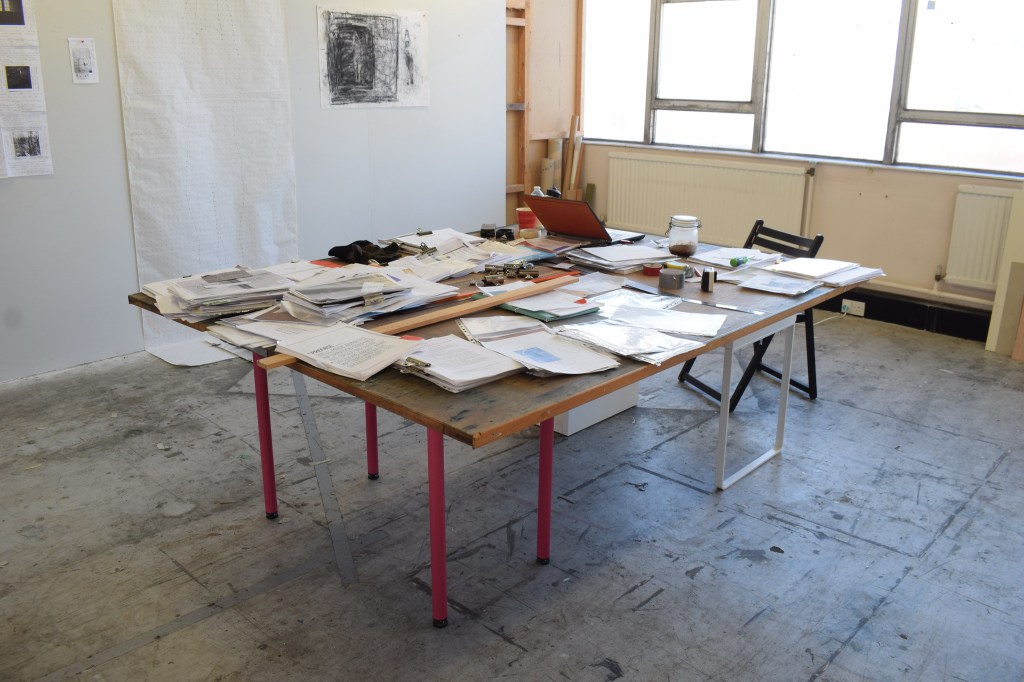 Curriculum Making : The Enactment of Dwelling in&nbsp;Places.